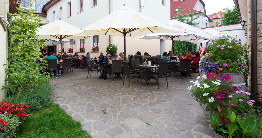 Hotel Posta Sobotka Exterior photo