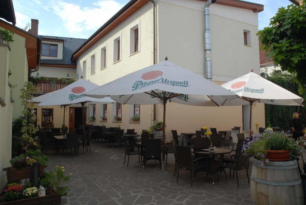 Hotel Posta Sobotka Exterior photo