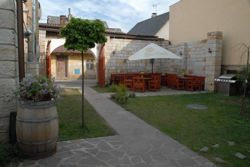 Hotel Posta Sobotka Exterior photo